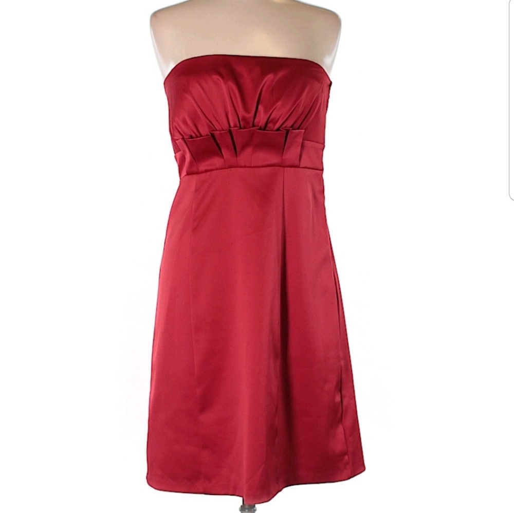 Red cocktail party dress p